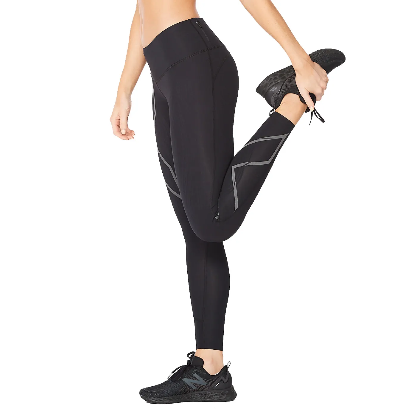 2XU Women&#x27;s Light Speed Mid-Rise Compression Tights Black/Black | Buy 2XU Women&#x27;s Light Speed Mid-Rise Compression Tights Black/Black here | Outnorth