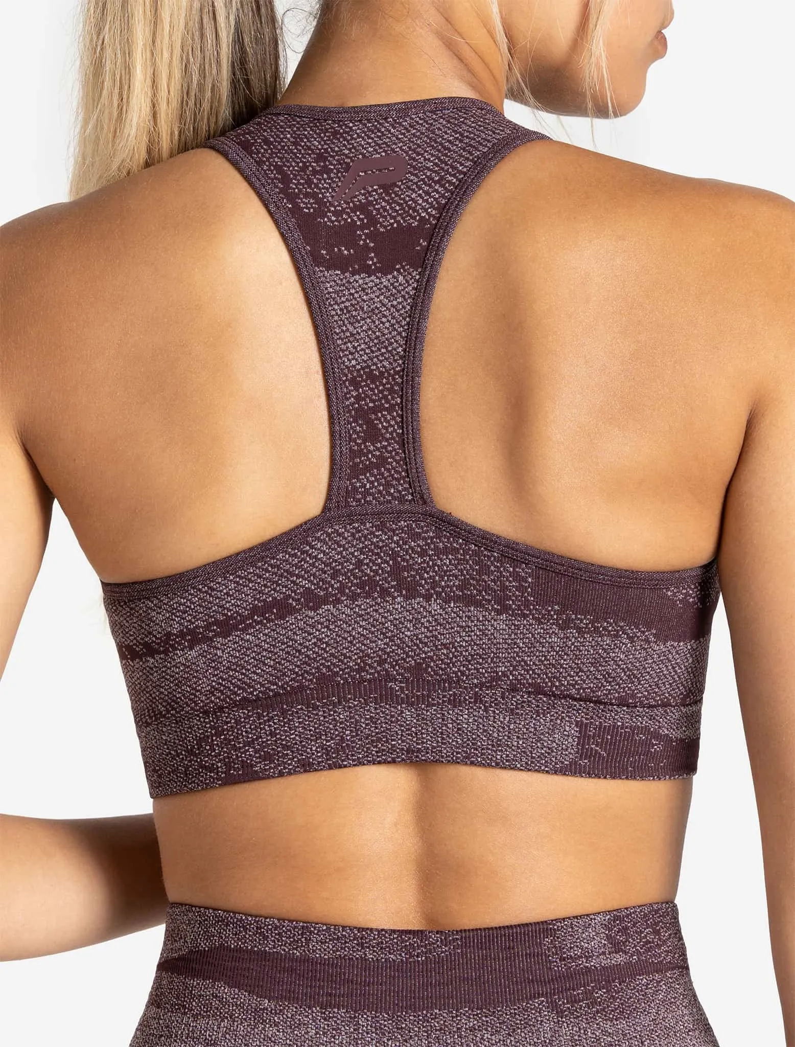 Boost Seamless Sports Bra - Cherry