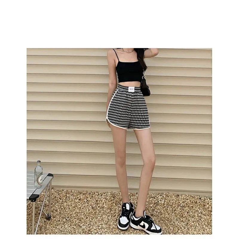 Loose Fit Sports Print Slimming High-Waisted Shorts