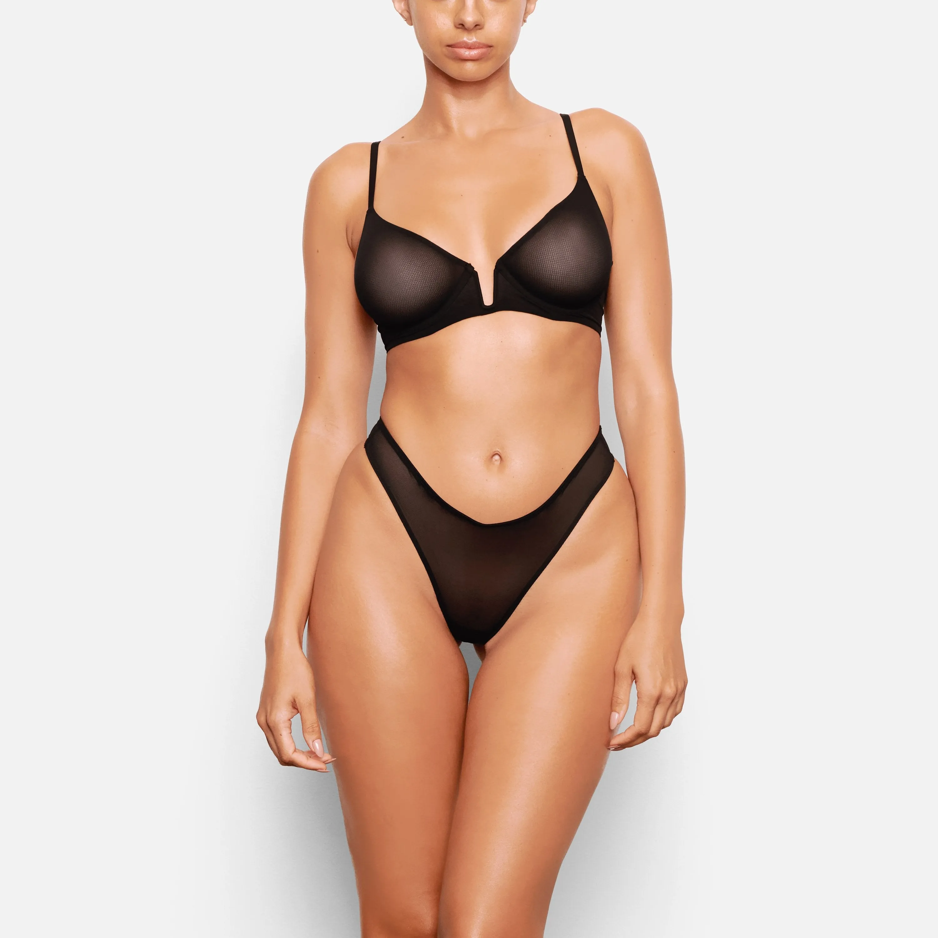 MESH ONE WIRE PLUNGE BRA | ONYX