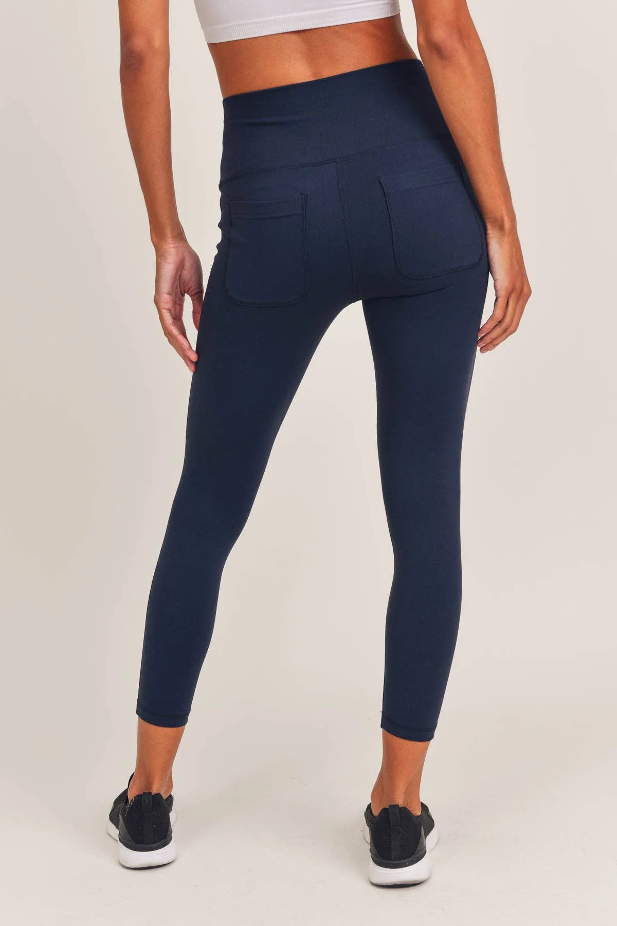 Tapered Band Solid Leggings with Back Pockets